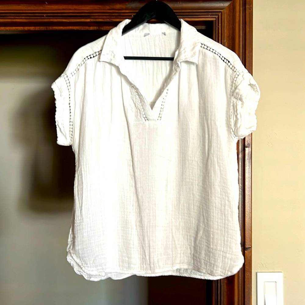 Women’s white soft top